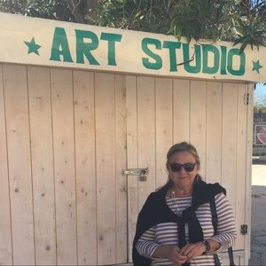 Meet your Posher, Evelyn